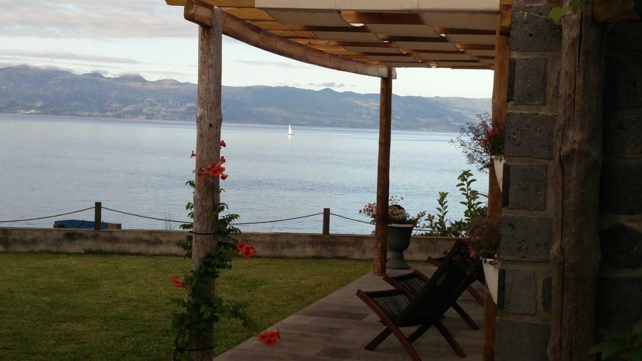 Casa D'Avo Guesthouse And Apartment Urzelina Exteriör bild